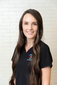 Alexa-Hunter-200x300-1 Alexa Hunter's professional photo.