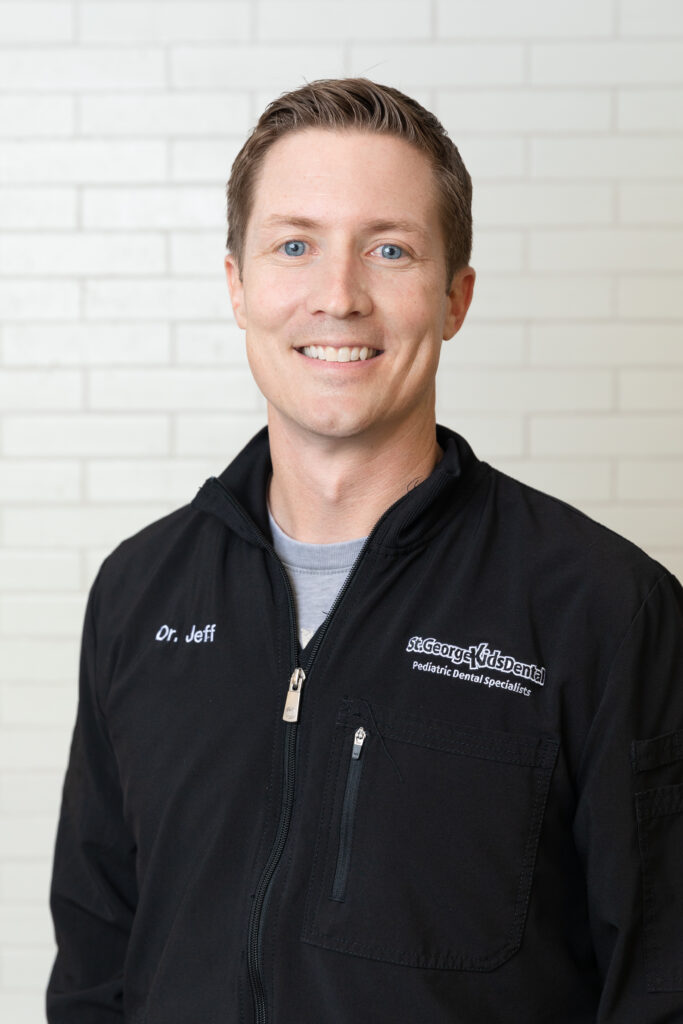 Dr.-Jeff-Higbee-683x1024-1 Dr. Jeff Higbee's portrait.